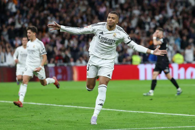 Kylian Mbappé Biography: Career, Age, Family, Records, Net Worth & Latest News