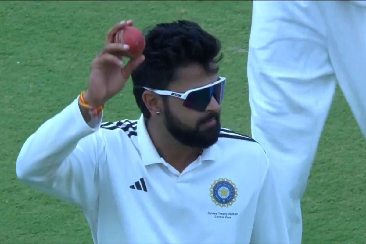 Saransh Jain's Playing Style